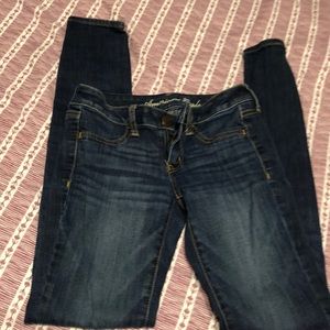 American Eagle Skinny Jenas
